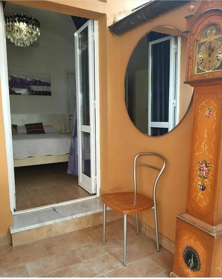 B&B Alassio Bed & Breakfast